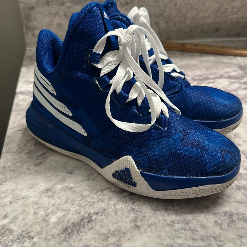 Adidas Basketball Shoes kids size 4